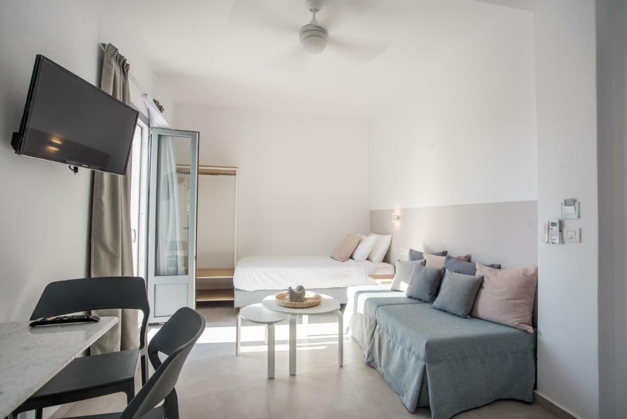 Nautilus Apartments-Suites Páros Zewnętrze zdjęcie