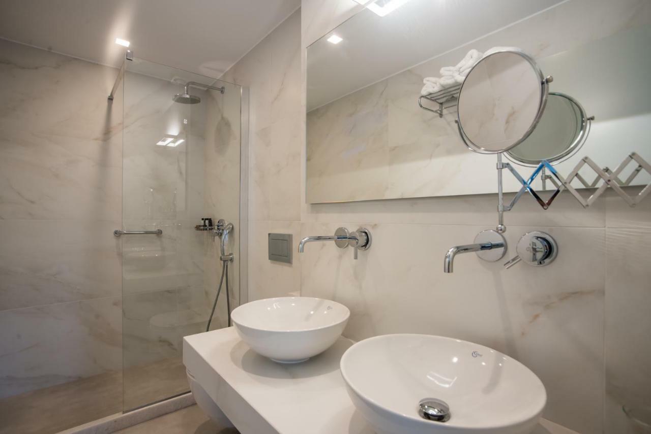 Nautilus Apartments-Suites Páros Zewnętrze zdjęcie